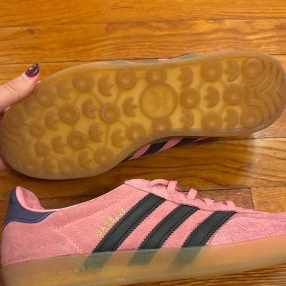 adidas Gazelle Pink Suede Sneakers with black Stripes - Picture 4 of 4